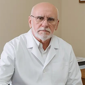 Dr Andrzej Kowalski